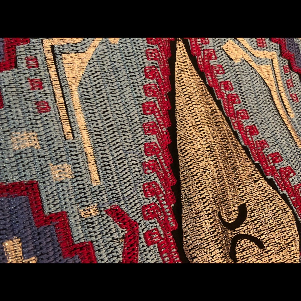 Embroidered Aztec mini skirt - Picture 3 of 6